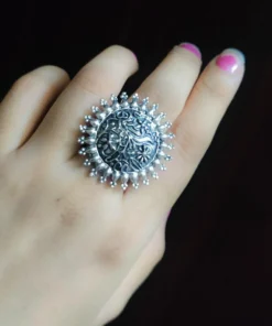 Glamaya Chic Adjustable Silver Finger Ring - Trendy Boho Style! 1 GLAM-RI-OX-6F4-644447-11-7