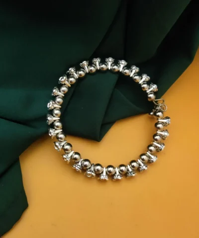 Glamaya Dainty Rose Bracelet: Adjustable, Cute & Trendy 1 GLAM-BB-OX-5F7-801445-11-7