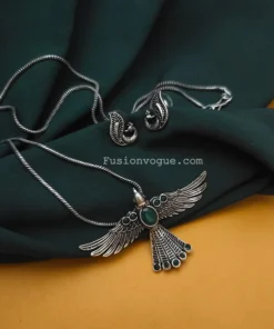 Glamaya Green Bird Chain Necklace & Earrings Set: Elegant Jewellery Combo 1 GLAM-CN-OX-15F7-528985-25-7
