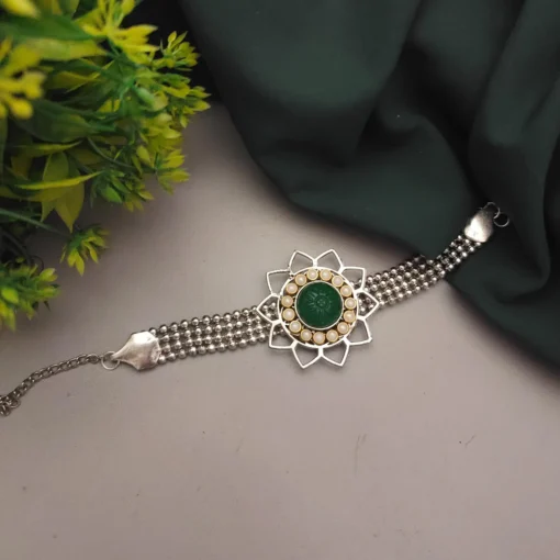 Glamaya Green Oxidised Flower Bracelet: Handmade Chic For Women 1 GLAM-BB-OX-50-511555-82-2
