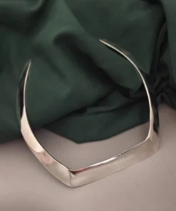 Glamaya Stylish Oxidised Hasli Necklace: Trendy & Affordable Designs 1 GLAM-NE-OX-14F4-698581-22-9