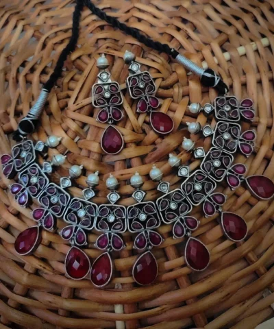 Glamaya Stunning Red Choker Necklace Earrings Set - Premium Quality Silver Lookalike Glamour 1 GLAM-CN-OX-85F7-780261-150-7