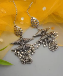 Glamaya Stunning Oxidised Chain Dolki Earrings Online - Affordable & Trendy 1 GLAM-ER-OX-22-571347-35-5