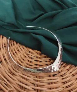 Glamaya Elegant Handcrafted Textured Oxidised Hasli Necklace 1 GLAM-NE-OX-21F7-593424-33-6