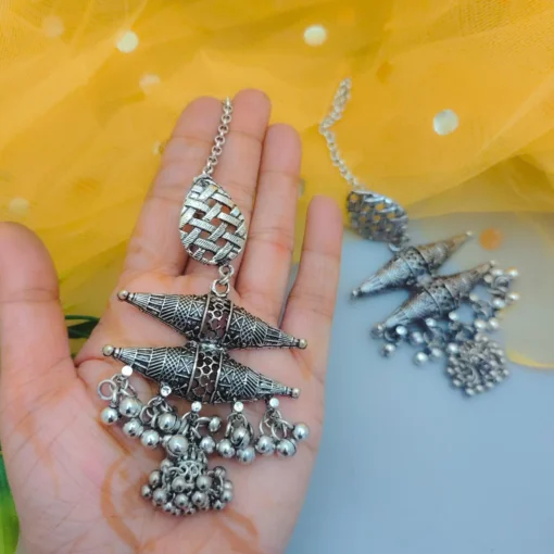 Glamaya Stunning Oxidised Chain Dolki Earrings Online – Affordable & Trendy 2 GLAM-ER-OX-22-571347-35-5 Glamaya Stunning Oxidised Chain Dolki Earrings Online - Affordable & Trendy 2 GLAM-ER-OX-22-571347-35-5