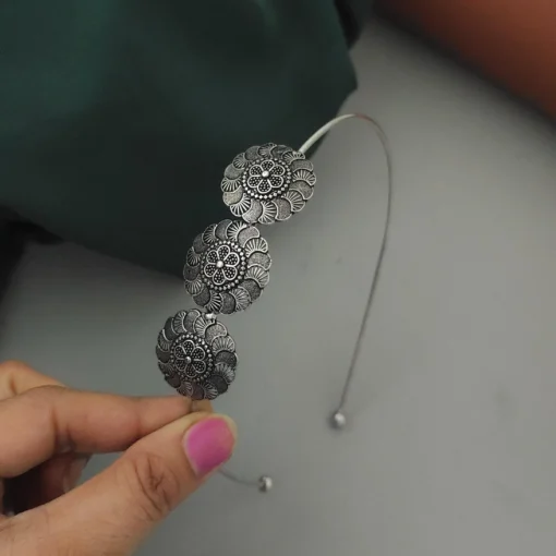 Glamaya Chic Oxidised Hairbands: Trendy Styles For Women & Teens 2 GLAM-HA-OX-40-264842-71-2 Glamaya Chic Oxidised Hairbands: Trendy Styles For Women & Teens 2 GLAM-HA-OX-40-264842-71-2