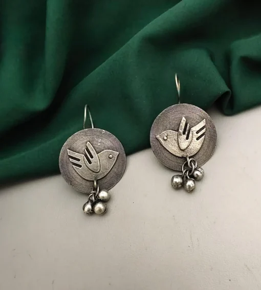 Glamaya Charming Bird-shaped Silver Stud Earrings 1 GLAM-ER-OX-40-887018-71-2