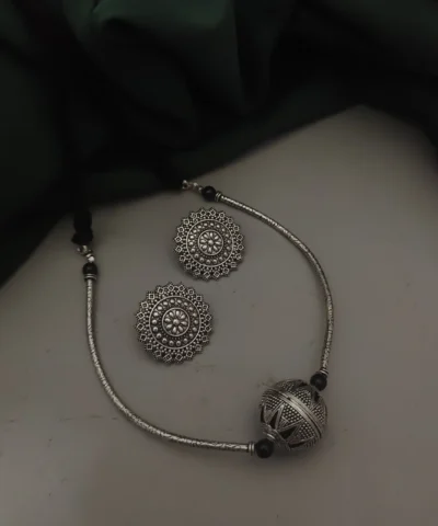 Glamaya Exquisite Oxidised Silver Hasli Necklace Set 1 GLAM-CN-OX-14F4-211881-22-9