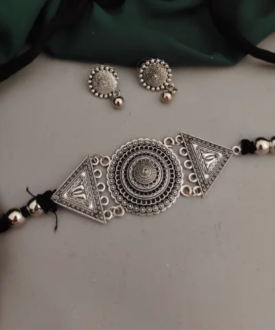 Glamaya Trendy Oxidized Choker Set For Women 1 GLAM-CN-OX-25-566203-45-2