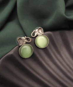 Glamaya Green Elephant Stud Earrings: Unique & Stylish Animal-themed Jewelry 1 GLAM-ER-OX-50-261470-82-2