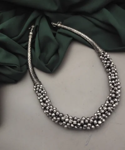 Glamaya Glamorous Ghungroo Hasli Necklace: Handcrafted Beauty For Women 1 GLAM-NE-OX-90-495143-150-2