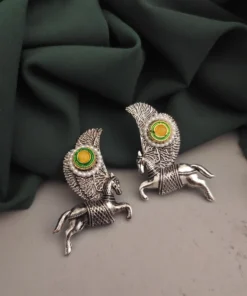 Glamaya Stylish Oxidised Horse Stud Earring Y: Unique & Affordable Women's Jewelry 1 GLAM-ER-OX-12-033228-27-5
