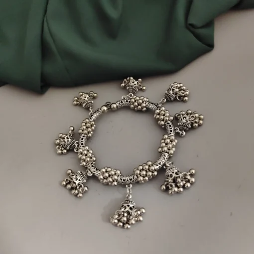 Glamaya Elegant Oxidised Ghungroo Jhumki Bracelet: Trendy Women's Accessory 1 GLAM-BE-OX-5F6-881624-10-9