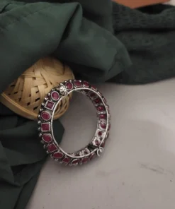 Glamaya Red Oxidised Screw Bangle: Stylish & Openable Armlet 1 GLAM-BB-OX-125-263789-215-2