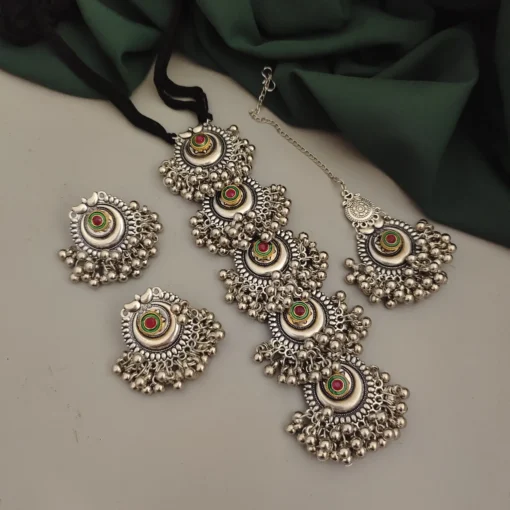 Glamaya Elegant Oxidised Maangtikka Necklace Set 1 GLAM-CN-OX-30-380409-49-5