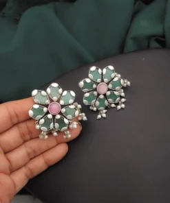 Glamaya Trendy Silver Monalisa Flower Stud Earrings 06 2 GLAM-ER-OX-18-028980-30-10