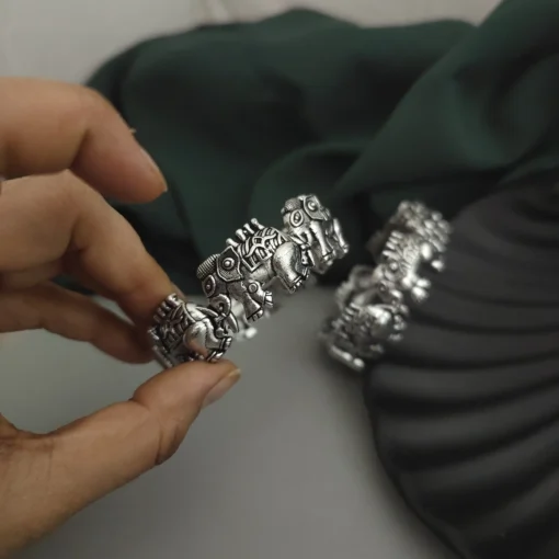 Glamaya Elephant Oxidised Bangles: Trendy & Screw Openable 4 GLAM-BB-OX-200-730864-275-2 Glamaya Elephant Oxidised Bangles: Trendy & Screw Openable 4 GLAM-BB-OX-200-730864-275-2