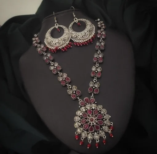 Glamaya Red Oxidised Statement Necklace Earrings 1 GLAM-CN-OX-60-837290-89-2