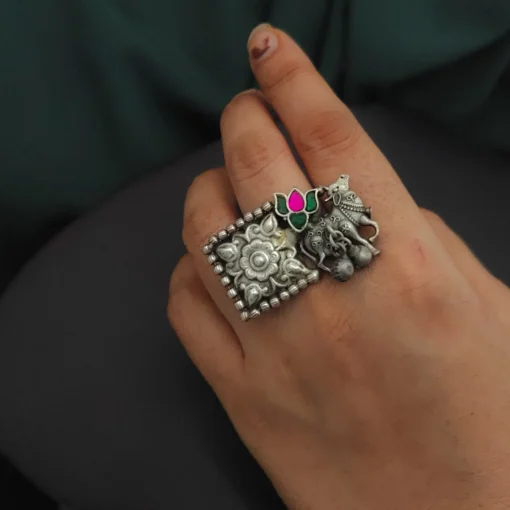 Glamaya Stylish Silver Temple Adjustable Ring 2 GLAM-RI-OX-14F4-763141-22-9 Glamaya Stylish Silver Temple Adjustable Ring 2 GLAM-RI-OX-14F4-763141-22-9