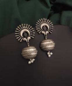 Glamaya Stunning Silver Lookalike Jhumka Earring - Perfect For Weddings & Parties! 1 GLAM-ER-OX-30-525548-49-5