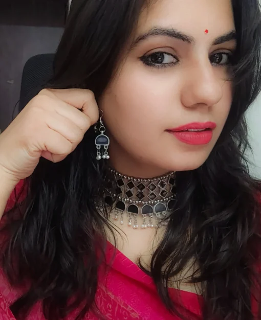 Glamaya Stylish Oxidised Black Hasli Set: Trendy Combo For Women 3 GLAM-CN-ME-15-175768-25-6 Glamaya Stylish Oxidised Black Hasli Set: Trendy Combo For Women 3 GLAM-CN-ME-15-175768-25-6