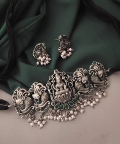 Glamaya Exquisite Green Oxidised Temple Jewelry Set 1 GLAM-CN-BP-30-048858-49-5
