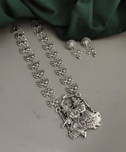 Glamaya Exquisite Radha Krishna Jewelry Set For Festive Occasions 1 GLAM-CN-OX-60-760982-89-2