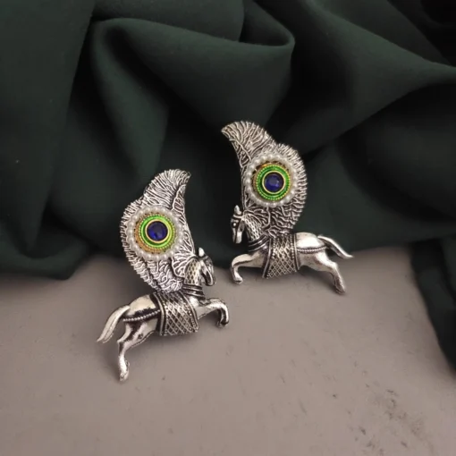 Glamaya Stylish Blue Oxidised Horse Stud Earring For Women 1 GLAM-ER-OX-20-157872-45-3