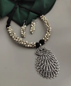 Glamaya Exquisite Peacock Thread Necklace Earring Set 1 GLAM-CN-TH-60-883689-89-2