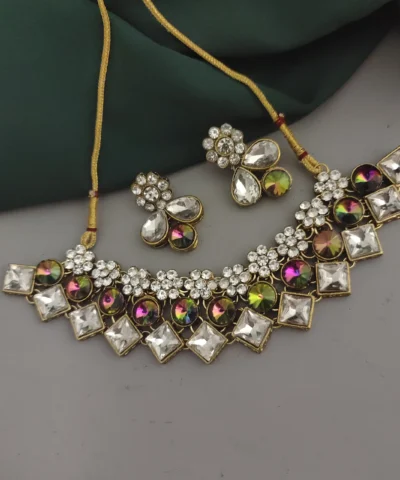 Glamaya Elegant Kundan Choker Set: Perfect For Weddings & Parties 1 GLAM-CN-KU-66F7-329708-100-3