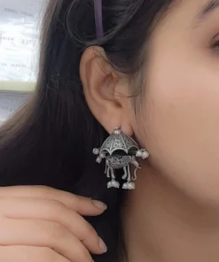 Glamaya Unique Silver Elephant Stud Earring: Trendy & Stylish Women's Jewelry 2 GLAM-ER-OX-15F7-663018-25-7