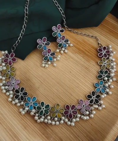 Glamaya Stylish Multicolour Choker Necklace Set 1 GLAM-CN-OX-36F7-051736-50-6