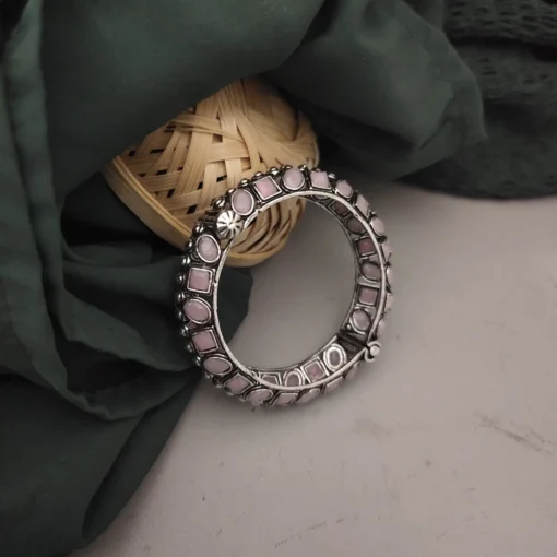Glamaya Pink Oxidised Screw Bangle: Stylish Arm Accessory 1 GLAM-BB-OX-125-631800-215-2