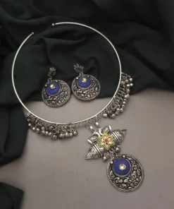 Glamaya Stunning Oxidised Kundan Necklace Set - Blue Earrings Included 1 GLAM-CN-KU-20-714283-30-10