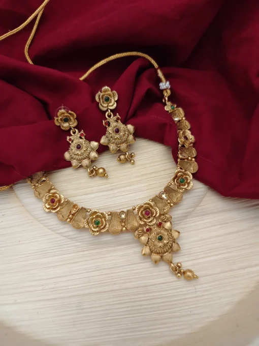 Glamaya Glamorous Copper Gold Matte Necklace Earrings Set 2 GLAM-CN-CO-70-754478-110-5 Glamaya Glamorous Copper Gold Matte Necklace Earrings Set 2 GLAM-CN-CO-70-754478-110-5