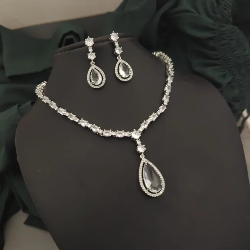 Glamaya Alia Bhatt Crystal Necklace & Earrings Combo: Bollywood Glam 1 GLAM-CN-CR-70-202824-110-5