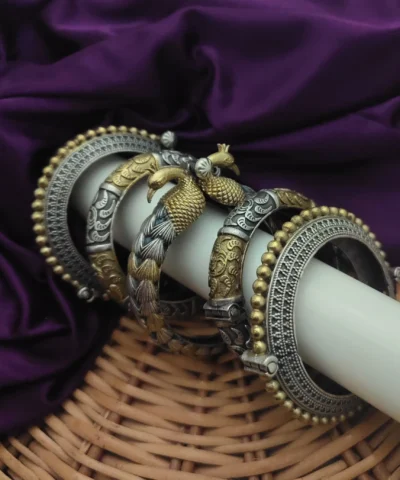 Glamaya Chic Two-tone Bangles Set: Stylish Armlets Combo For Women 1 GLAM-CB-TT-276-096568-290-5
