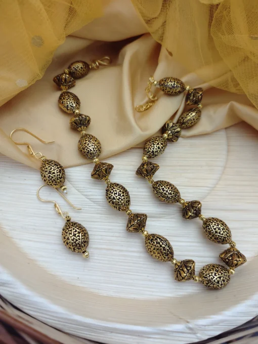 Glamaya Chic Gold Beads Balls Necklace Earrings Set 4 GLAM-CN-BE-232F5-953102-290-2 Glamaya Chic Gold Beads Balls Necklace Earrings Set 4 GLAM-CN-BE-232F5-953102-290-2