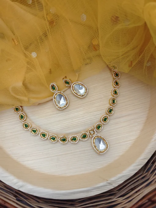 Glamaya Exquisite Uncut Polki Kundan Necklace Earrings Combo 4 GLAM-CN-CZ-114-738820-125-10