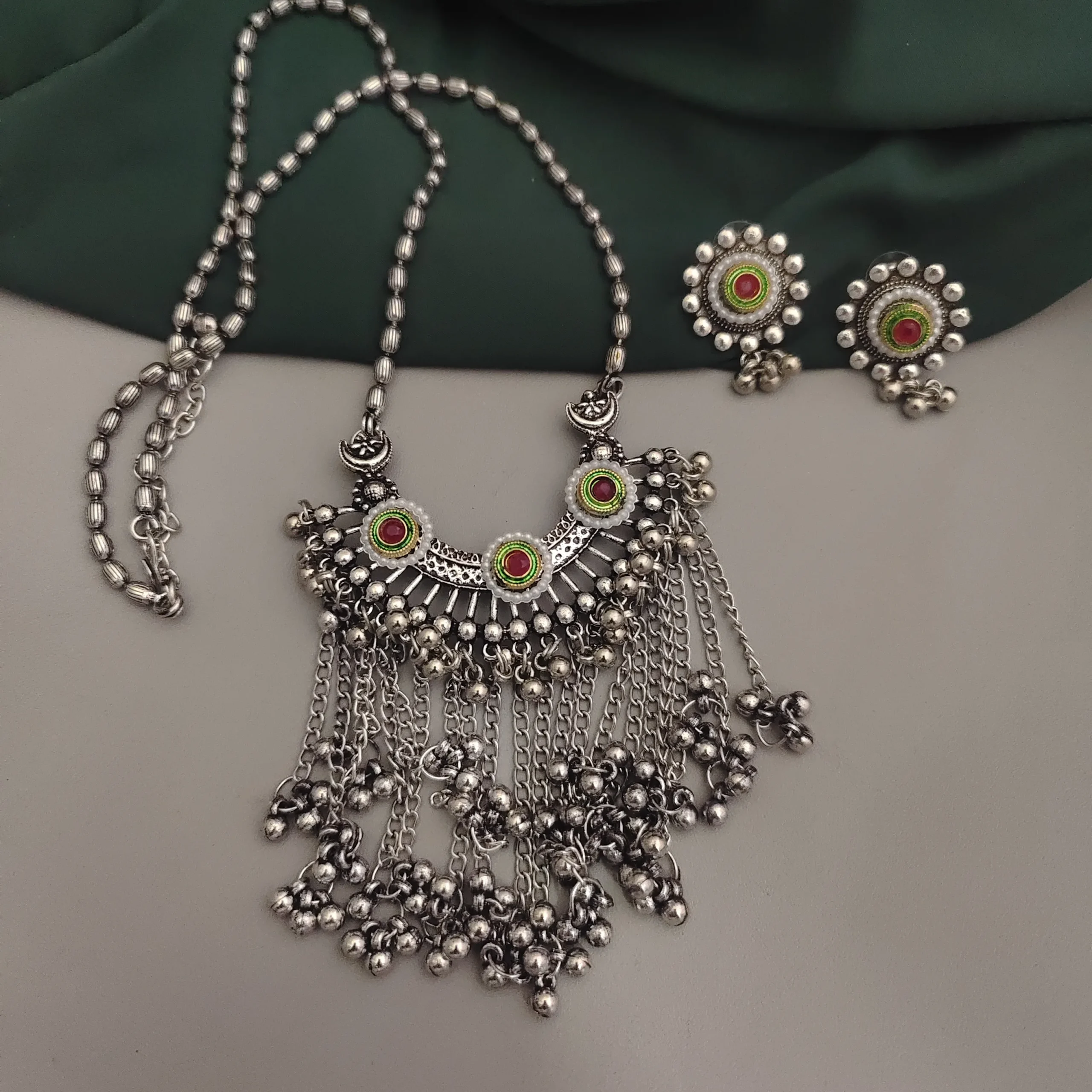 Gaya Women's Jewelry Set main image 0