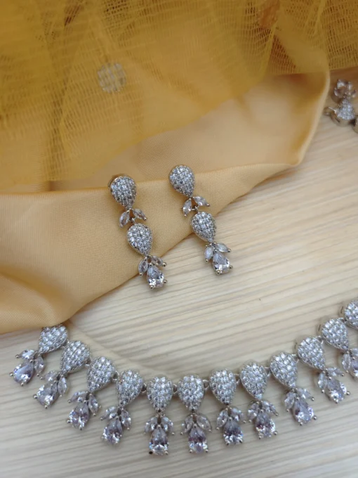 Glamaya Sparkling Diamond Choker Necklace & Earrings Set 2 GLAM-CN-CZ-140-768340-210-5