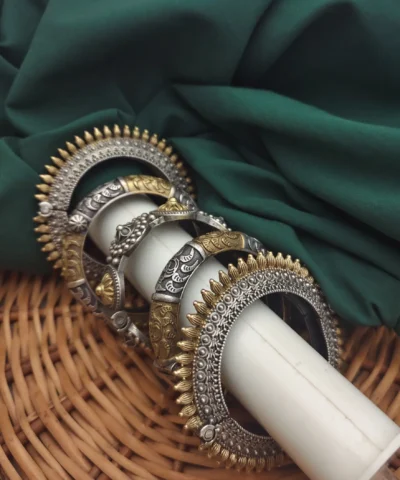 Glamaya Stylish Two Tone Bangles Set: Silver Replica Armlets Combo 1 GLAM-CB-TT-690-704379-725-2