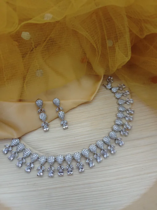 Glamaya Sparkling Diamond Choker Necklace & Earrings Set 1 GLAM-CN-CZ-140-768340-210-5