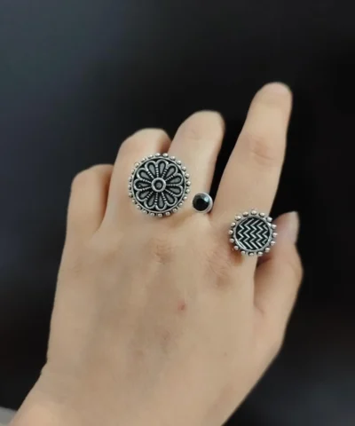 Glamaya Oxidised Adjustable Finger Ring 2 GLAM-RI-OX-16F7-511169-30-3
