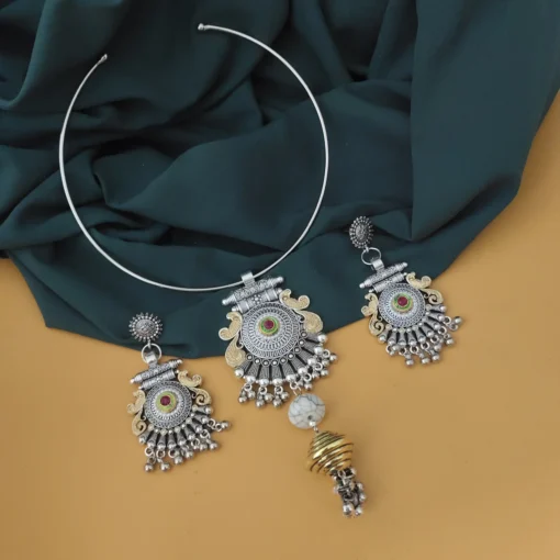 Glamaya Oxidised Two Tone Hasli Necklace Earring Set 7 GLAM-CN-TT-20-787170-30-7 Glamaya Oxidised Two Tone Hasli Necklace Earring Set 7 GLAM-CN-TT-20-787170-30-7