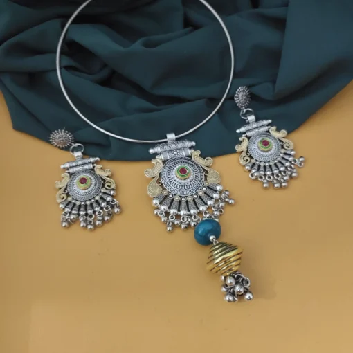 Glamaya Oxidised Two Tone Hasli Necklace Earring Set 8 GLAM-CN-TT-20-787170-30-7 Glamaya Oxidised Two Tone Hasli Necklace Earring Set 8 GLAM-CN-TT-20-787170-30-7