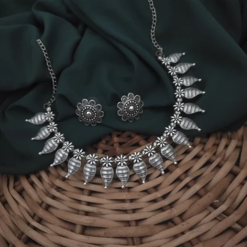 Glamaya Oxidised Traditional Handcrafted Choker Necklace Earrings Set 3 GLAM-CN-OX-50-732279-82-2 Glamaya Oxidised Traditional Handcrafted Choker Necklace Earrings Set 3 GLAM-CN-OX-50-732279-82-2