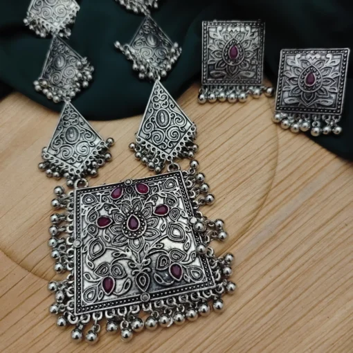 Glamaya Oxidised Necklace Earring Set 2 GLAM-CN-OX-30-909404-49-5 Glamaya Oxidised Necklace Earring Set 2 GLAM-CN-OX-30-909404-49-5