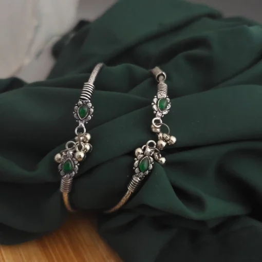 Glamaya Oxidised Flower Foot Kada 3 GLAM-BA-OX-50-371703-80-2 Glamaya Oxidised Flower Foot Kada 3 GLAM-BA-OX-50-371703-80-2