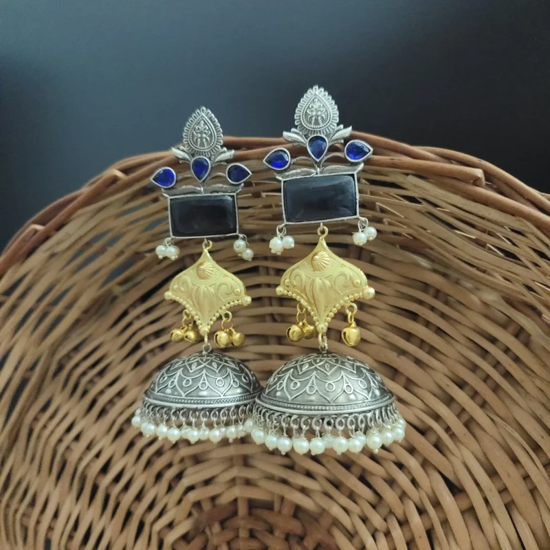 Glamaya Shanaya Silver Replica Two Tone Jhumka Earring 1 GLAM-ER-TT-80-332500-110-5